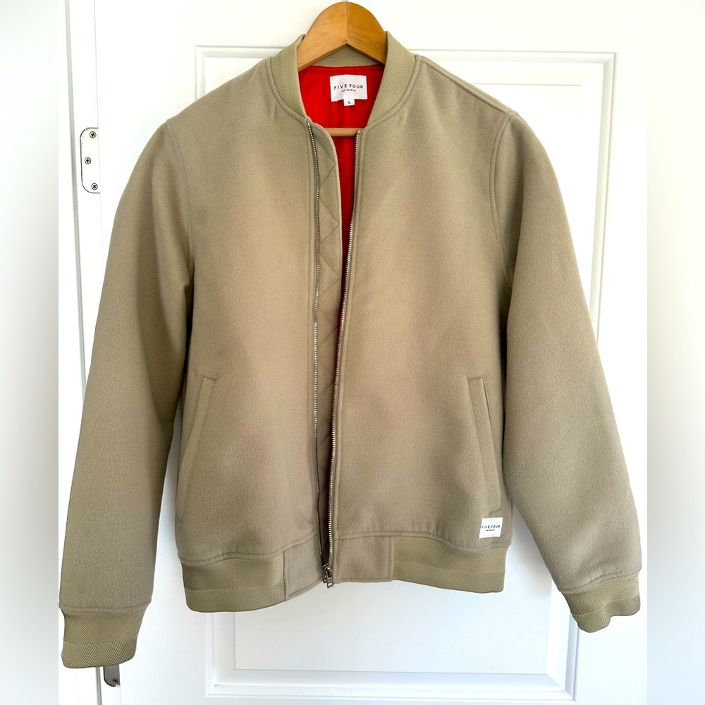 Men’s Tan Jacket